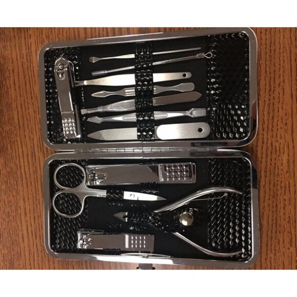 New Manicure, Pedicure Kit, Nail Clippers Set of 12Pcs, Professional Grooming - Picture 1 of 2